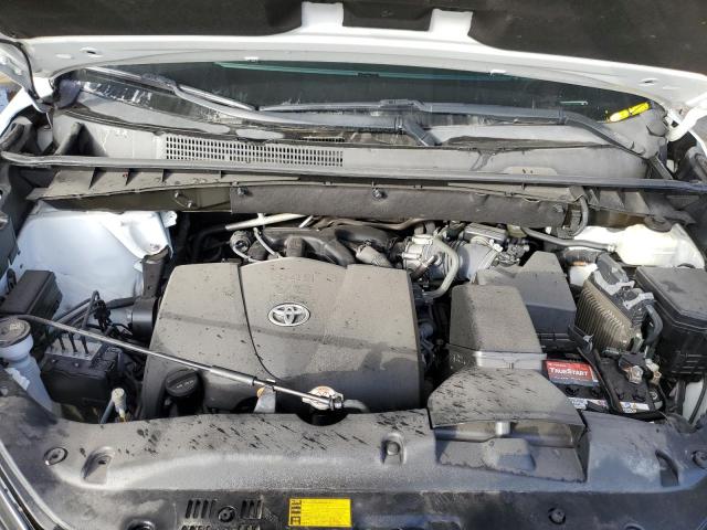 Photo 12 from auction – 2018 TOYOTA HIGHLANDER with VIN 5TDKZRFH0JS539362