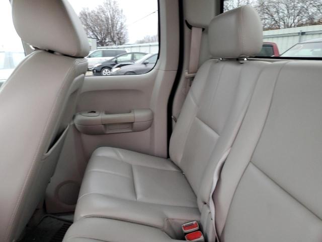 Photo 10 from auction – 2011 GMC SIERRA K15 with VIN 1GTR2VE37BZ372919