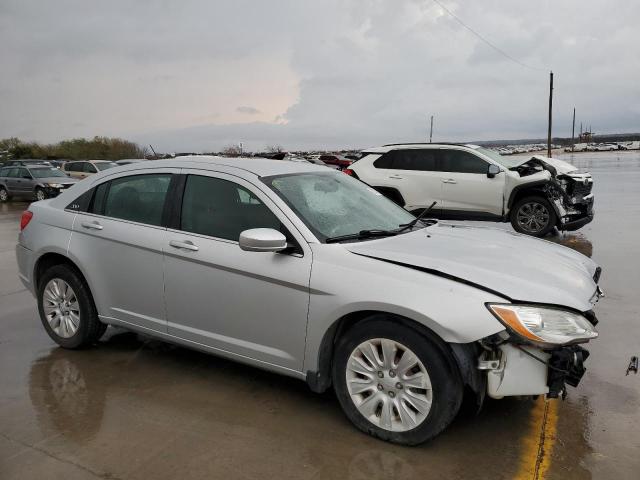 Photo 4 from auction – 2012 CHRYSLER 200 LX with VIN 1C3CCBAB3CN101335