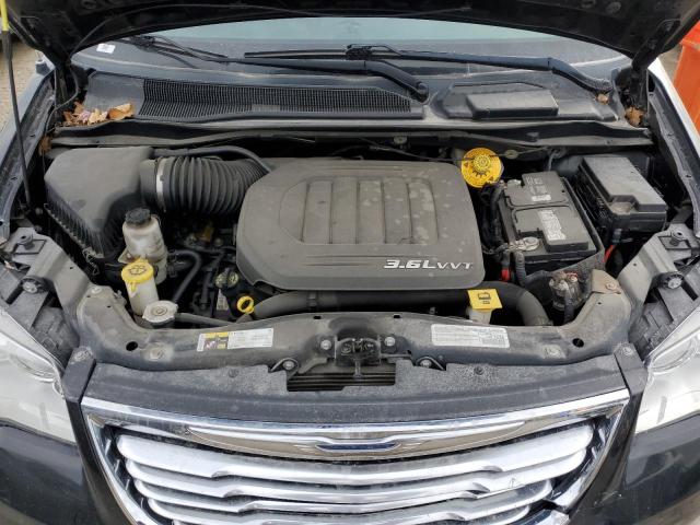 Photo 11 from auction – 2015 CHRYSLER TOWN & COU with VIN 2C4RC1BG5FR715420