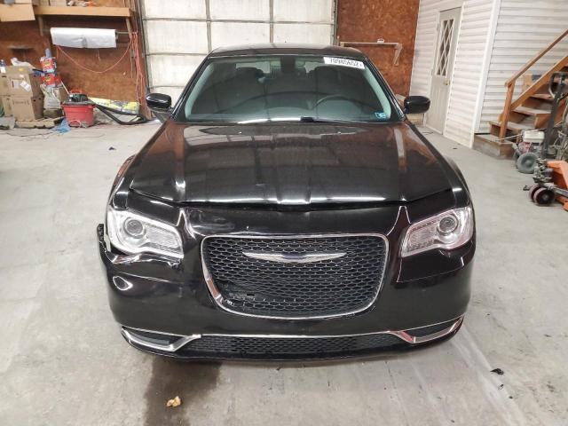 Photo 5 from auction – 2015 CHRYSLER 300 LIMITE with VIN 2C3CCAAG5FH791964