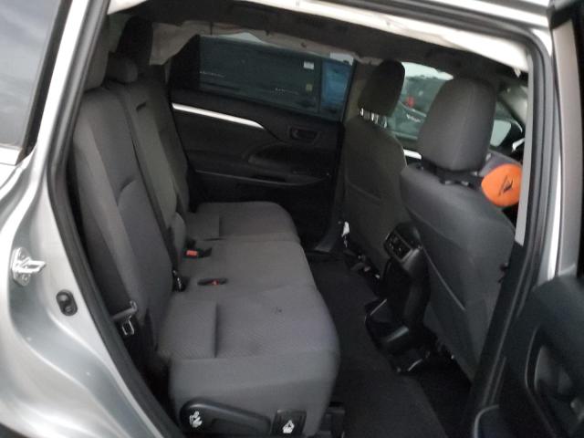 Photo 11 from auction – 2019 TOYOTA HIGHLANDER with VIN 5TDZZRFH0KS318506