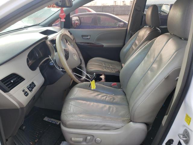 Photo 7 from auction – 2011 TOYOTA SIENNA XLE with VIN 5TDYK3DC5BS035782