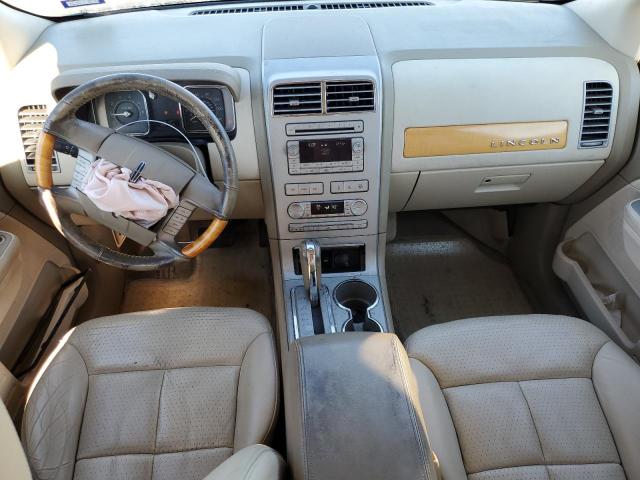 Photo 8 from auction – 2007 LINCOLN MKX with VIN 2LMDU68C97BJ15292