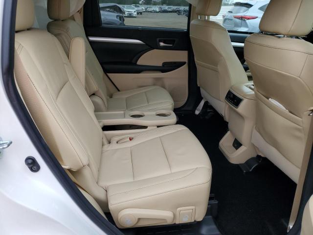 Photo 11 from auction – 2016 TOYOTA HIGHLANDER with VIN 5TDKKRFH6GS163702