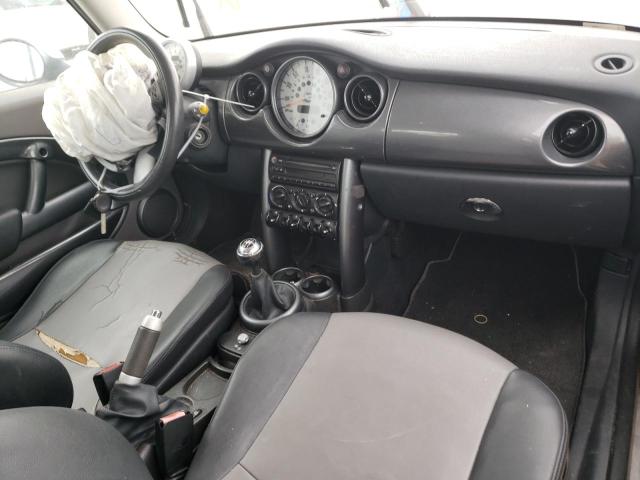 Photo 8 from auction – 2006 MINI COOPER with VIN WMWRC33596TK70808