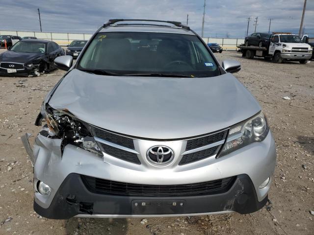Photo 5 from auction – 2015 TOYOTA RAV4 XLE with VIN JTMRFREV3FD158672