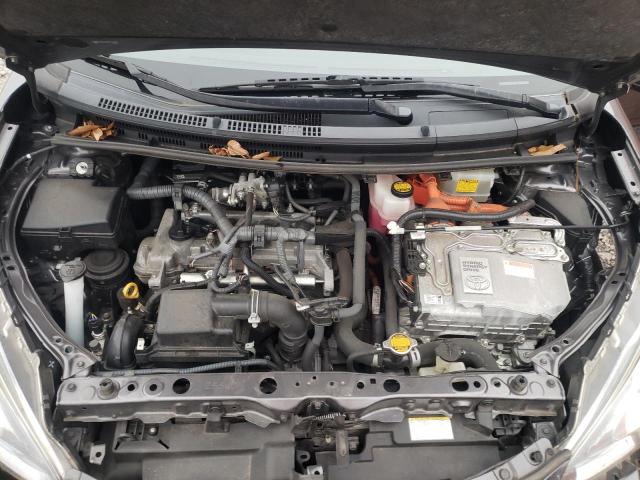 Photo 11 from auction – 2015 TOYOTA PRIUS C with VIN JTDKDTB3XF1105752