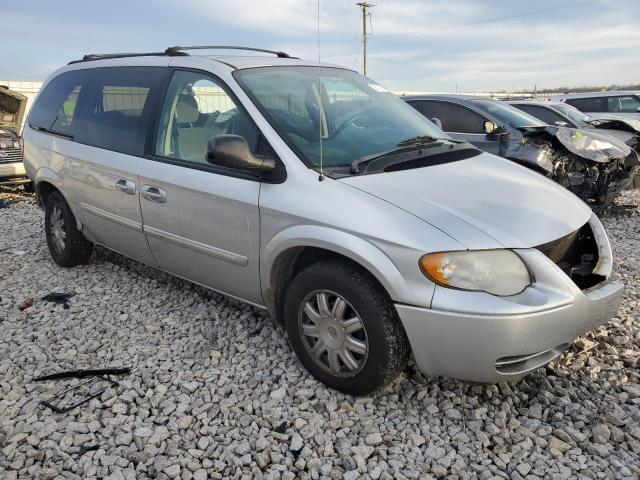 Photo 4 from auction – 2006 CHRYSLER TOWN & COU with VIN 2A4GP54L06R795877