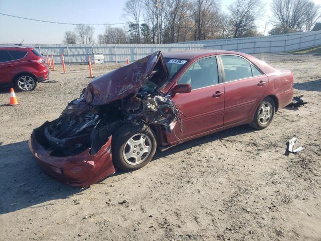 TOYOTA CAMRY LE 2003 with VIN 4T1BF32K63U051714 - Photo from auction
