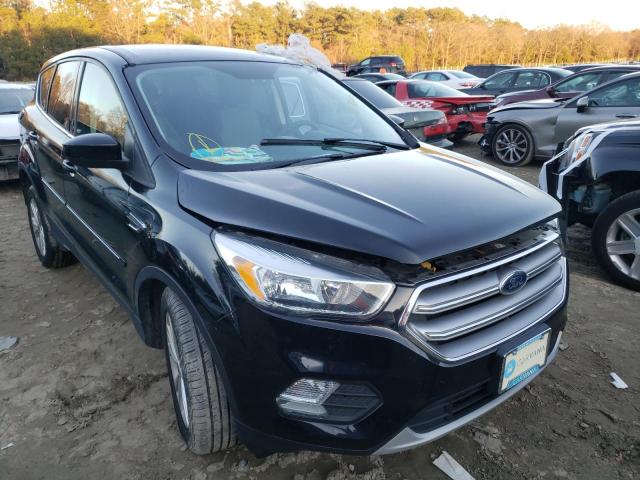 Photo 4 from auction – 2017 FORD ESCAPE SE with VIN 1FMCU9GD1HUD90220