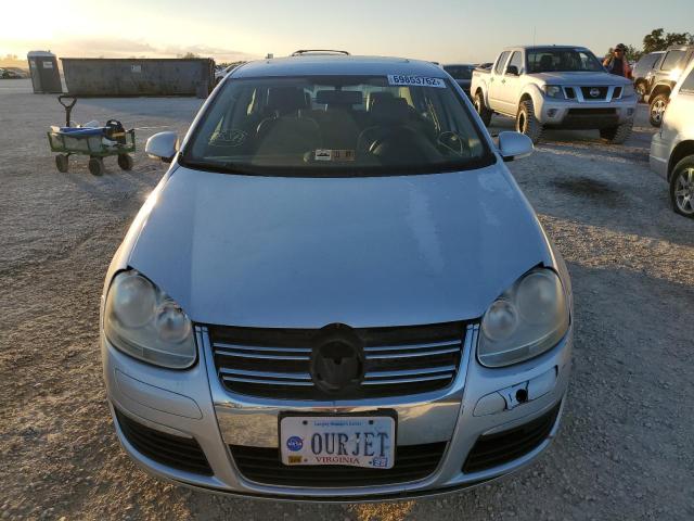 Photo 5 from auction – 2006 VOLKSWAGEN JETTA 2.5 with VIN 3VWSF81K56M669017