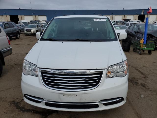 Photo 5 from auction – 2016 CHRYSLER TOWN & COU with VIN 2C4RC1BG0GR138278
