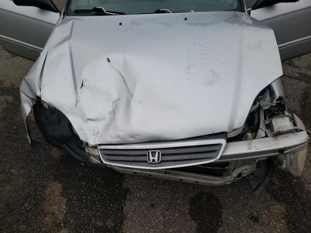 Photo 11 from auction – 1999 HONDA CIVIC BASE with VIN 2HGEJ6610XH577415