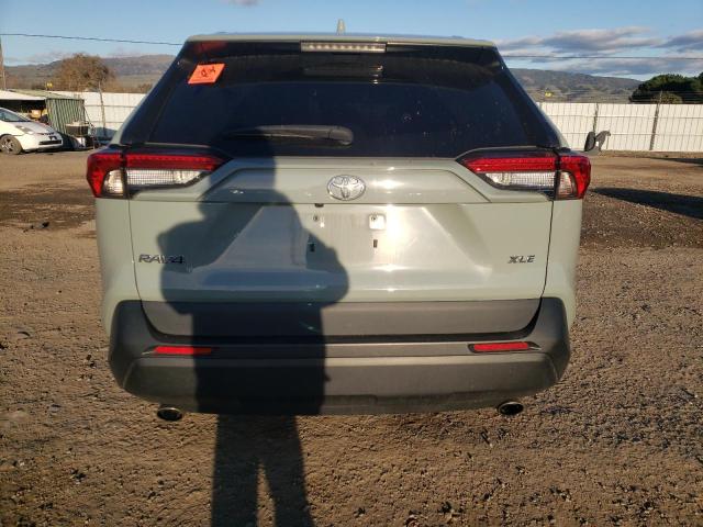 Photo 6 from auction – 2021 TOYOTA RAV4 XLE with VIN 2T3W1RFVXMW140010