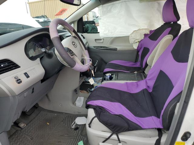 Photo 7 from auction – 2013 TOYOTA SIENNA LE with VIN 5TDKK3DC8DS290404