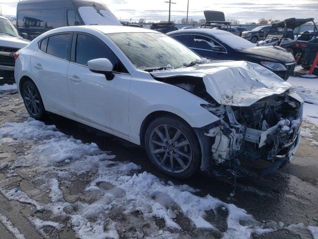Photo 4 from auction – 2018 MAZDA 3 TOURING with VIN 3MZBN1V33JM166236