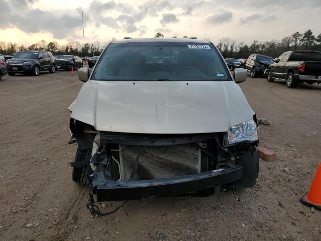 Photo 5 from auction – 2015 CHRYSLER TOWN & COU with VIN 2C4RC1BG1FR630252