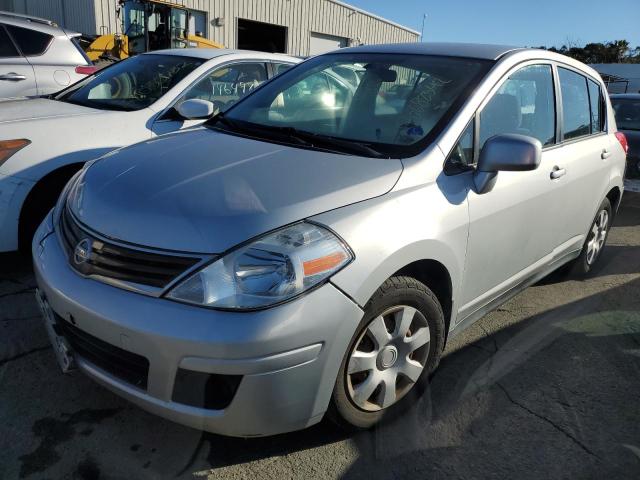 NISSAN VERSA S 2012 مع رقم تعريف المركبة 3N1BC1CP7CK200680 - صورة من المزاد