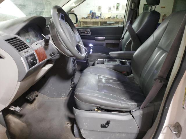 Photo 7 from auction – 2008 CHRYSLER TOWN & COU with VIN 2A8HR54P58R767480