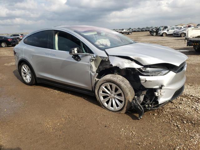 Photo 4 from auction – 2016 TESLA MODEL X with VIN 5YJXCBE26GF004979