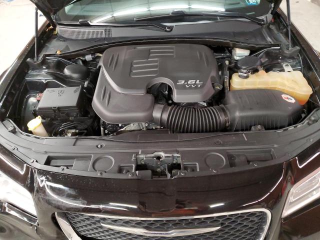 Photo 11 from auction – 2015 CHRYSLER 300 LIMITE with VIN 2C3CCAAG5FH791964