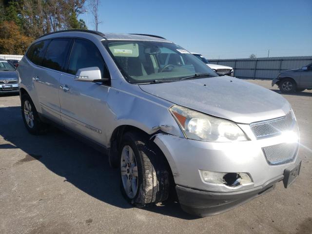 Photo 4 from auction – 2009 CHEVROLET TRAVERSE L with VIN 1GNEV23D79S109470