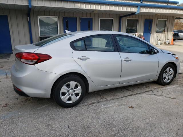Photo 3 from auction – 2018 KIA FORTE LX with VIN 3KPFK4A79JE275544