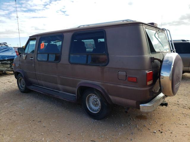 Photo 2 from auction – 1992 CHEVROLET G20 with VIN 2GBEG25K3N4133017