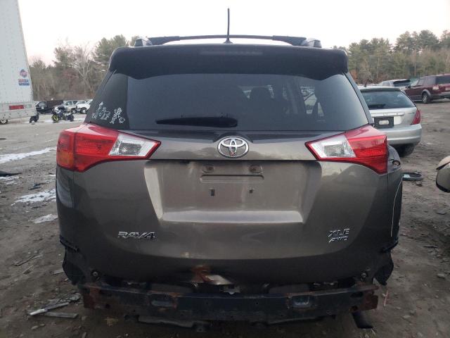 Photo 6 from auction – 2015 TOYOTA RAV4 XLE with VIN JTMRFREV2FD116218