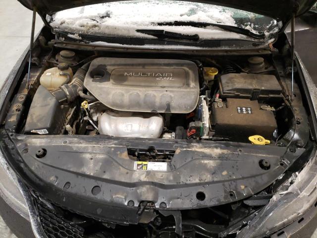 Photo 11 from auction – 2015 CHRYSLER 200 LIMITE with VIN 1C3CCCAB4FN734663