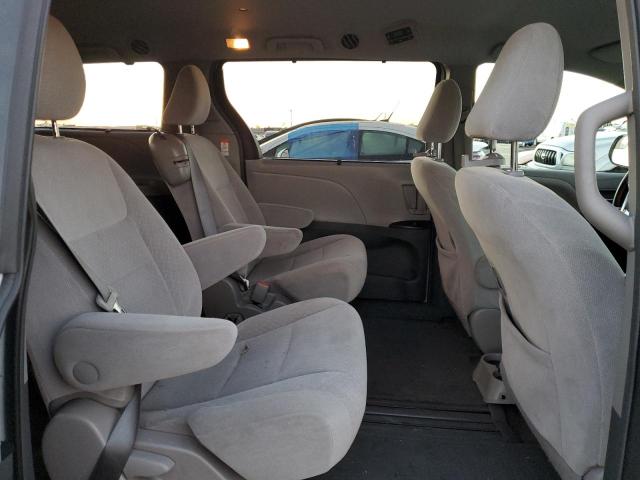 Photo 10 from auction – 2015 TOYOTA SIENNA LE with VIN 5TDKK3DC4FS640758