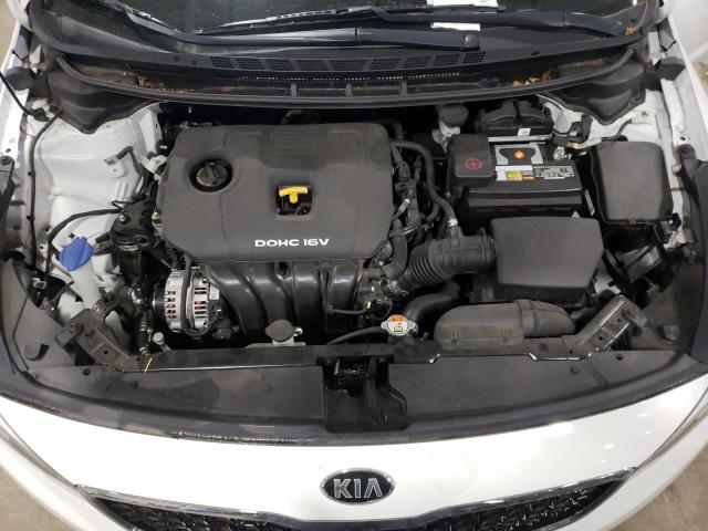 Photo 11 from auction – 2018 KIA FORTE LX with VIN 3KPFK4A72JE281136
