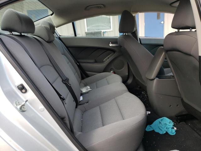 Photo 10 from auction – 2018 KIA FORTE LX with VIN 3KPFK4A79JE275544