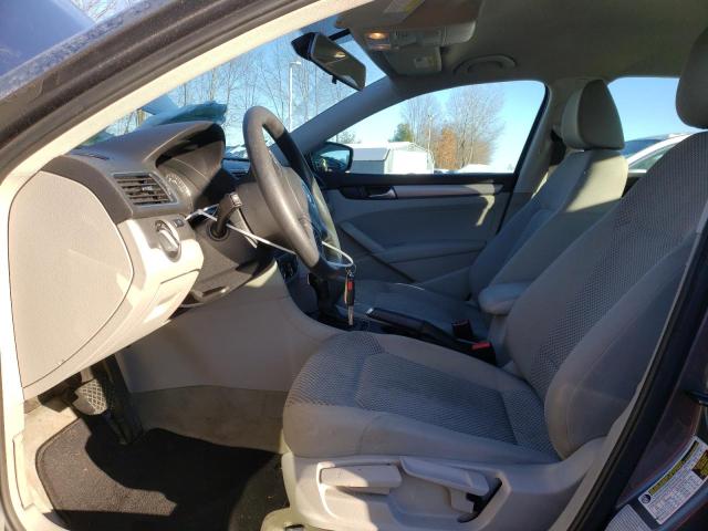 Photo 7 from auction – 2015 VOLKSWAGEN PASSAT S with VIN 1VWAT7A37FC004046