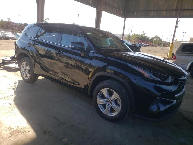 Photo 4 from auction – 2022 TOYOTA HIGHLANDER with VIN 5TDZZRAH8NS127556