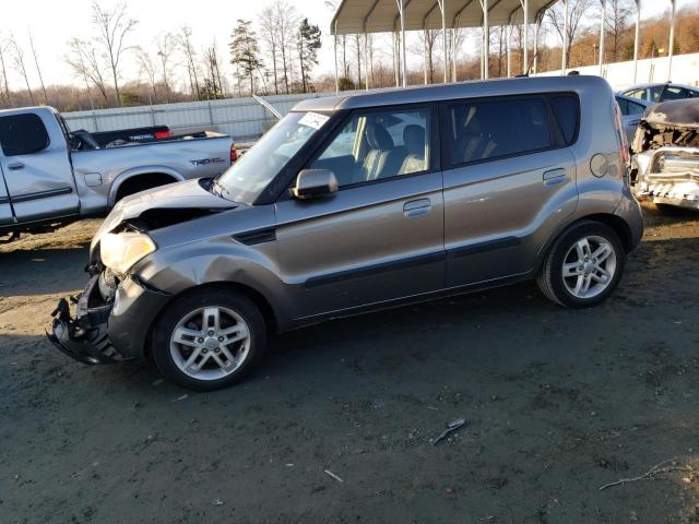 KIA SOUL 2010 with VIN KNDJT2A2XA7178742 - Photo from auction
