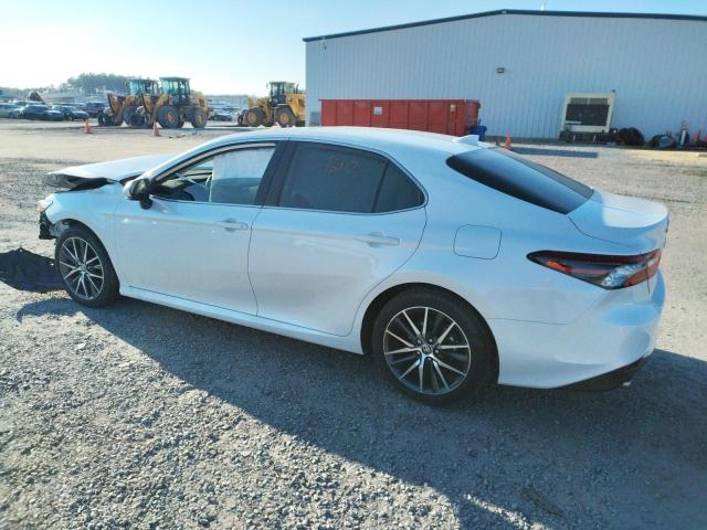Photo 2 from auction – 2022 TOYOTA CAMRY XLE with VIN 4T1F31AK2NU598756