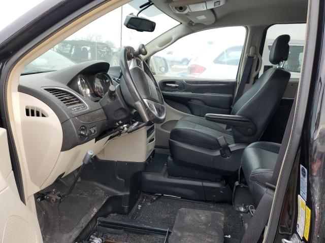 Photo 7 from auction – 2015 CHRYSLER TOWN & COU with VIN 2C4RC1BG5FR715420
