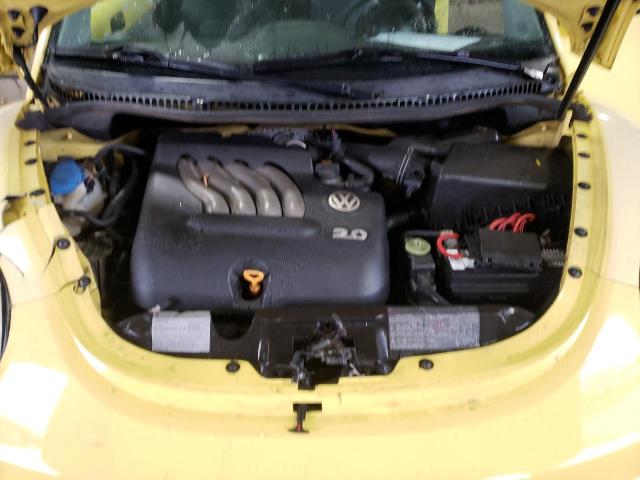 Photo 11 from auction – 2004 VOLKSWAGEN NEW BEETLE with VIN 3VWCK31C94M408692