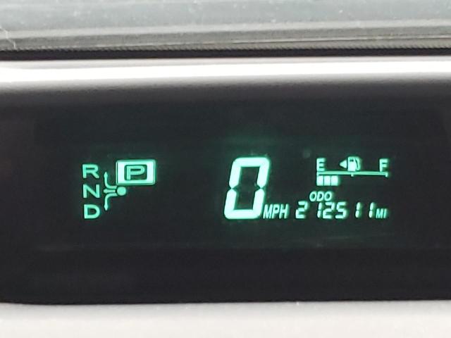 Photo 9 from auction – 2006 TOYOTA PRIUS with VIN JTDKB20UX67528131