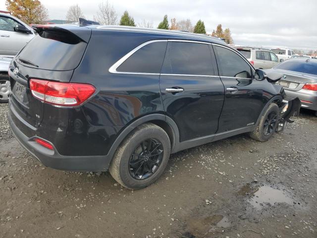 Photo 3 from auction – 2016 KIA SORENTO LX with VIN 5XYPGDA52GG072219