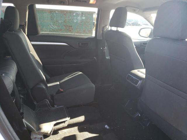 Photo 10 from auction – 2016 TOYOTA HIGHLANDER with VIN 5TDZKRFH6GS174472