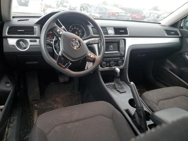 Photo 8 from auction – 2016 VOLKSWAGEN PASSAT S with VIN 1VWAT7A35GC022109
