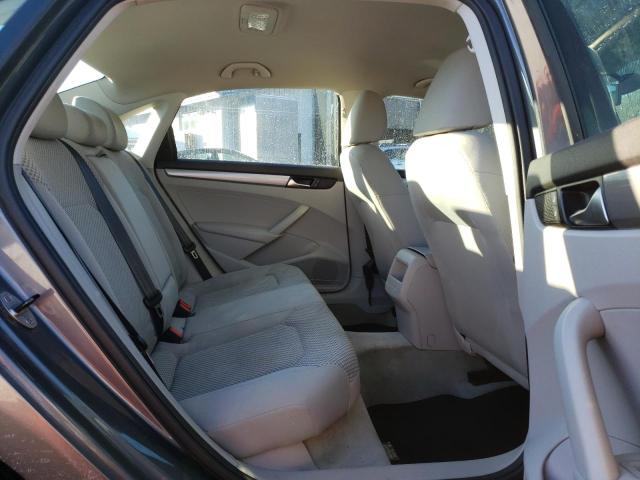 Photo 10 from auction – 2015 VOLKSWAGEN PASSAT S with VIN 1VWAT7A37FC004046
