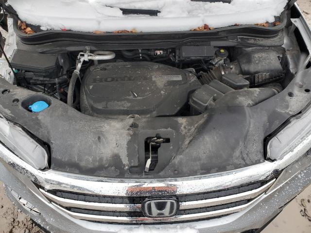 Photo 12 from auction – 2016 HONDA PILOT TOUR with VIN 5FNYF6H94GB123707