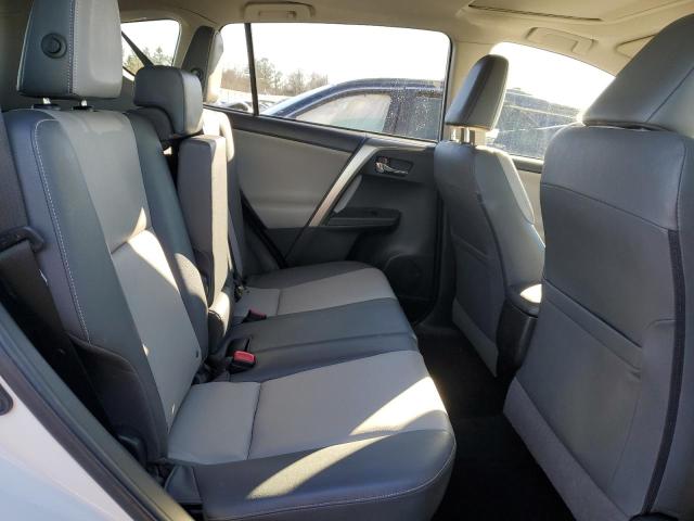 Photo 10 from auction – 2015 TOYOTA RAV4 LIMIT with VIN JTMDFREV0FD163869