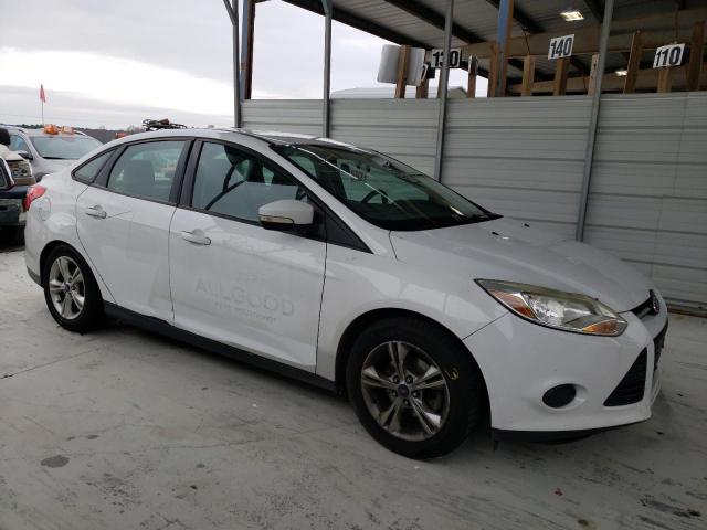 Photo 4 from auction – 2014 FORD FOCUS SE with VIN 1FADP3F27EL133485