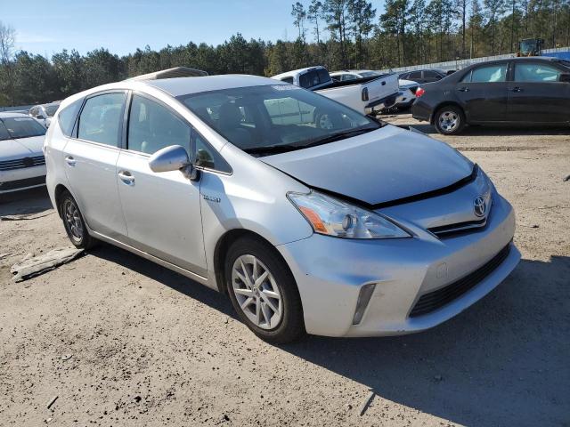 Photo 4 from auction – 2013 TOYOTA PRIUS V with VIN JTDZN3EUXD3227058