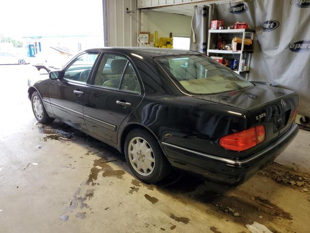 Photo 2 from auction – 1998 MERCEDES-BENZ E 320 with VIN WDBJF65F4WA634075
